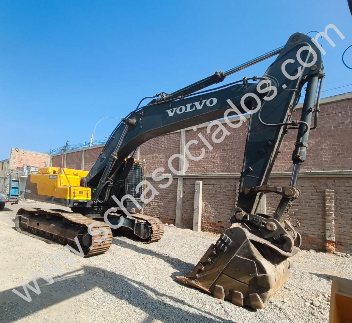 EXCAVADORA VOLVO EC330BLC 2009