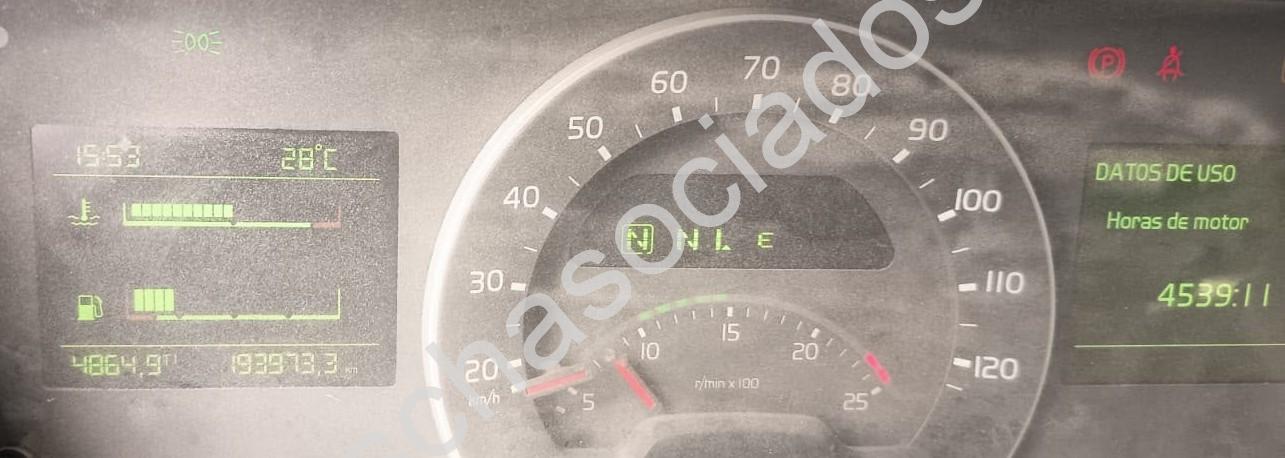 VOLQUETE VOLVO FMX480 8x4 ISHIFT 2015 - Imagen 2