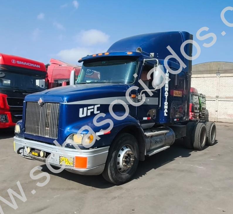 REMOLCADOR INTERNATIONAL 9200i SBA 6x4 2013