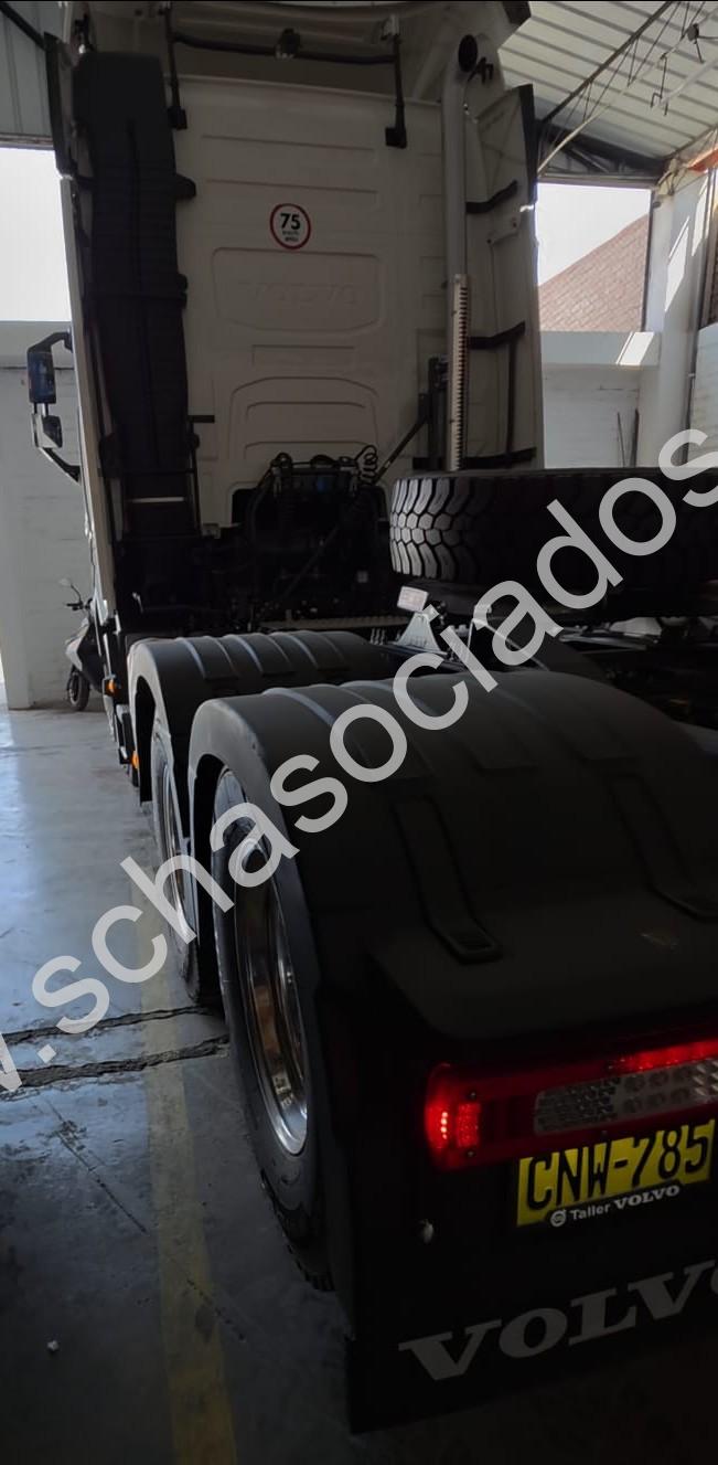 REMOLCADOR VOLVO FH540 GLOBETROTTER ISHIFT SR 2027 - Imagen 5