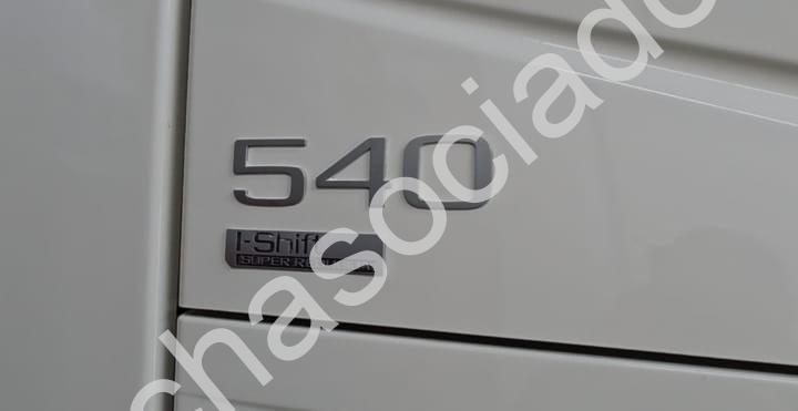 REMOLCADOR VOLVO FH540 GLOBETROTTER ISHIFT SR 2027 - Imagen 6